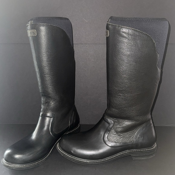 Bogs Women’s  Waterproof Boots - Picture 14 of 17